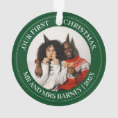 我々の初めてのクリスマスであるミスター・アンド・ミセス・ニューエレガントリュー オーナメント (裏面)