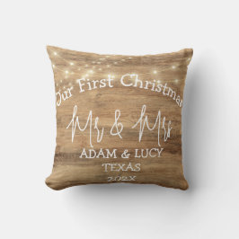 我々の初めてのクリスマスであるミスター・アンド・ミセス・ニュー・ライディング・ウッド クッション