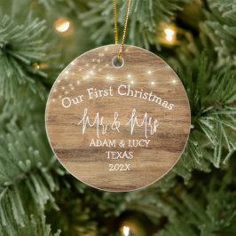 我々の初めてのクリスマスであるミスター・アンド・ミセス・ニュー・ライディング・ウッド セラミックオーナメント