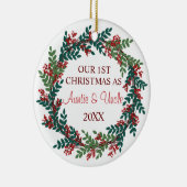 我々の初めてのクリスマスとして叔母と叔父のリース セラミックオーナメント (右)