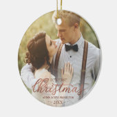 我々の初めてのクリスマスはミスター・アンド・ミセス・バラ・ゴールド・フォイル セラミックオーナメント (左)