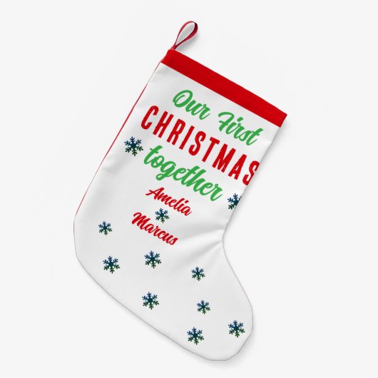 我々の初めてのクリスマスは一緒に雪の結晶 スモールクリスマスストッキング (正面 (吊り時))