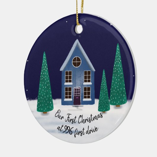 我々の初めてのクリスマスは我々の新しいホームハウス通り セラミックオーナメント (左)