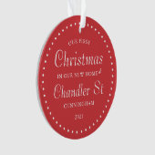 我々の初めてのクリスマスは新しいホームシンプルで オーナメント (正面)