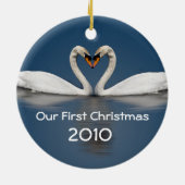 我々の初めてのクリスマススかわいらしワンス セラミックオーナメント (裏面)
