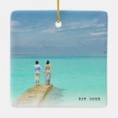 我々の初めてのクリスマストロピカル葉の新着写真 セラミックオーナメント (裏面)