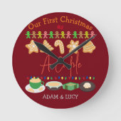 我々の初めてのクリスマス夫妻/カップルの新しい ラウンド壁時計 (正面)
