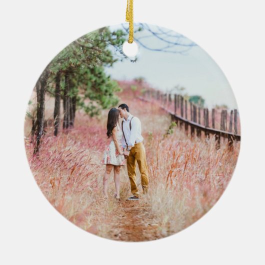我々の初めてのクリスマス結婚したパーソナライズされた セラミックオーナメント (裏面)