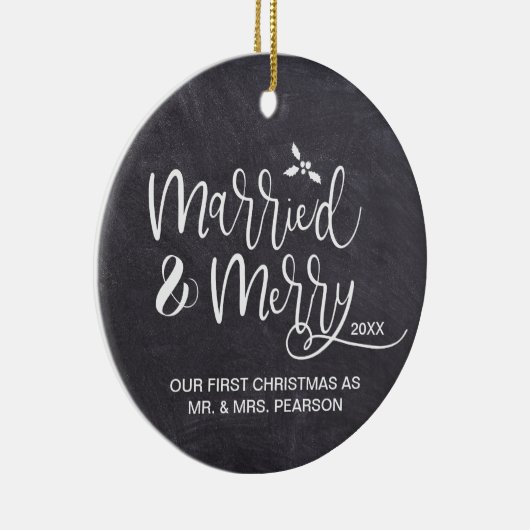我々の初めてのクリスマス結婚したメリー写真Chalkboard セラミックオーナメント (右)