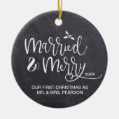我々の初めてのクリスマス結婚したメリー写真Chalkboard セラミックオーナメント (正面)