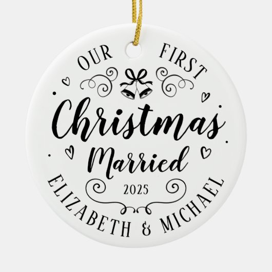 我々の初めてのクリスマス結婚した手描きオーナメント セラミックオーナメント (正面)