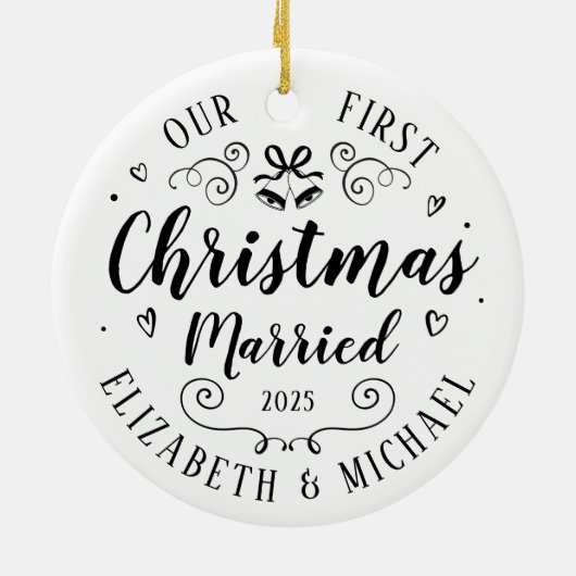 我々の初めてのクリスマス結婚した手描きオーナメント セラミックオーナメント (裏面)
