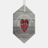 我々の初めてのクリスマス結婚した素朴パーソナライズされた ガラスオーナメント (正面右)