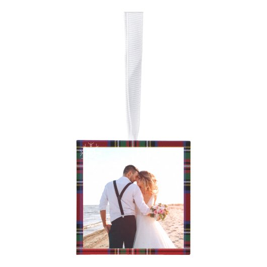 我々の初めてのクリスマス結婚ズ写真スチュワートタータンチェック キューブオーナメント (右)