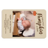 我々の小さなカボチャはここにいる秋誕生の発表 マグネット (横)