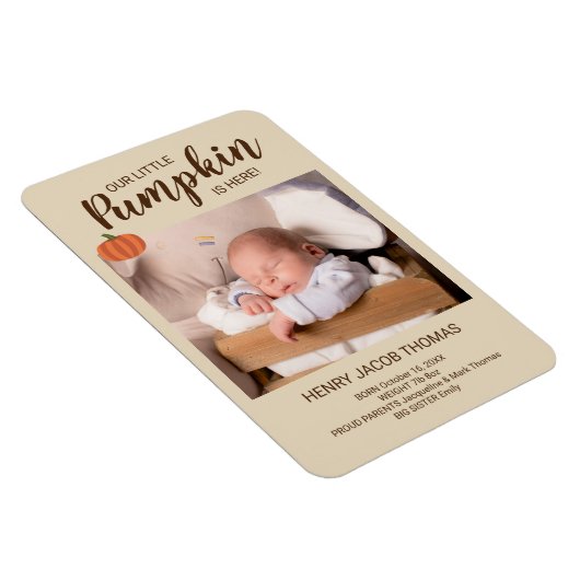 我々の小さなカボチャはここにいる秋誕生の発表 マグネット (右側)