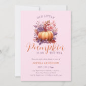 我々の小さなカボチャは、途中にある赤面の赤ちゃんシャワー 招待状 (正面)