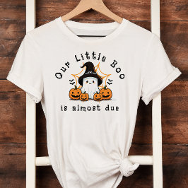 我々の小さなブーはもうすぐだ Tシャツ