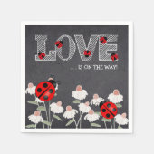 我々の小さな愛のバグchalkboard赤ちゃんシャワー スタンダードカクテルナプキン (正面)