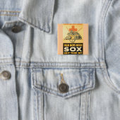 我々の少年たちはソックスが必要 缶バッジ (インサイチュ)