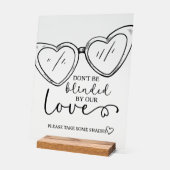 我々の愛に目がくらむな、サングラス・サイン結婚。 アクリルサイン (傾斜)