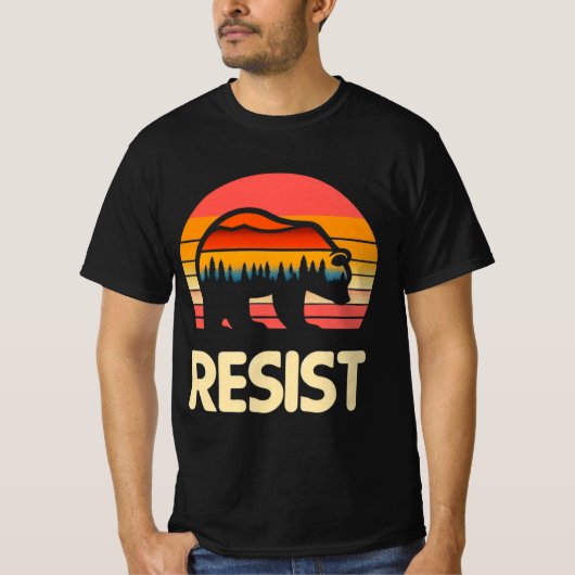 我々の救公園に抵抗 – マウンテン・ベアの保全 Tシャツ (正面)