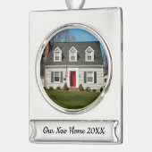 我々の新しいホームパーソナライズされたホリデーフォトキープサケ シルバープレートバナーオーナメント (左)