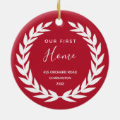我々の最初の家 |赤と白引っ越し祝いパーティー セラミックオーナメント (裏面)