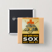 我々の男の子はソックスが必要だ 缶バッジ (正面&裏面)