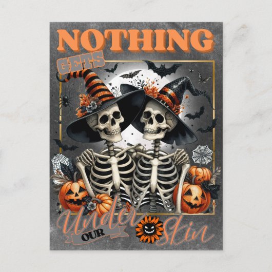 我々の肌の骨格のカップルの下に何も取得しない シーズンポストカード (正面)