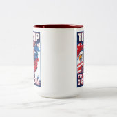 我々の自由を取り戻す愛国的トランプ2024マグ ツートーンマグカップ (中央)