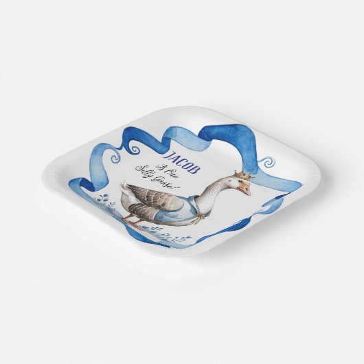 我々の間抜けガチョウは一人の誕生日を回している ペーパープレート (傾斜あり)