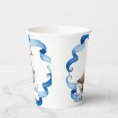 我々の間抜けガチョウは一人の誕生日を回している 紙コップ (左)