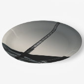 我々はここに大きな紙プレート ペーパープレート (アングル)