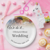 我々はそれを行う – 牧草地キスをするでカップル ペーパープレート (パーティー)