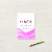 我々はまだピンクの紫色の水色のグリッター輝きを行う ポストイット (デスク上)