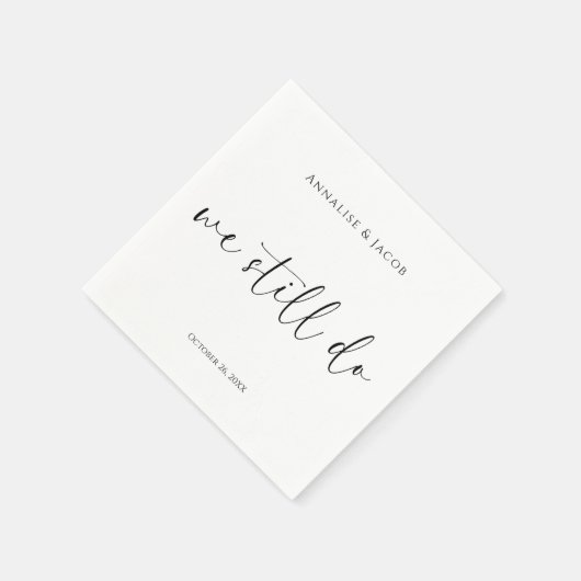 我々はまだ黒と白の誓いを更新カクテルを行う スタンダードカクテルナプキン (角)