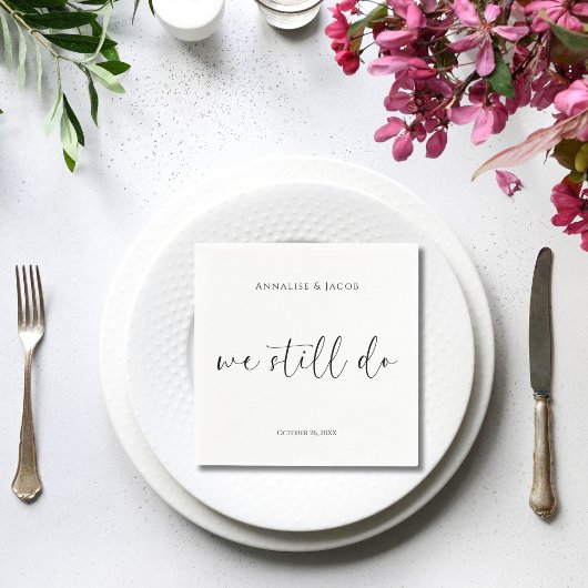 我々はまだ黒と白の誓いを更新カクテルを行う スタンダードカクテルナプキン