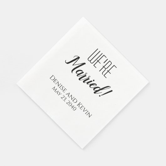 我々はナプキ結婚したンだ結婚。 スタンダードランチョンナプキン (角)