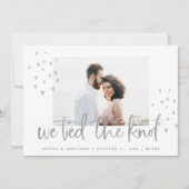 我々はノット·シルバー·文字の結婚発表を結んだ 招待状 (正面)