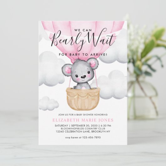 我々はピンクのバルーン女の子の赤ちゃんシャワーを待つことができる 招待状 (スタンド正面)