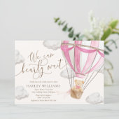 我々はピンクの赤ちゃんシャワー招待状を待つ 招待状 (スタンド正面)