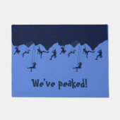 我々はピークおもしろいブルーロッククライマー ドアマット (正面)