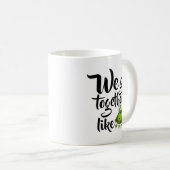 我々は一匹のエンドウ豆のように一緒に行く コーヒーマグカップ (正面右)