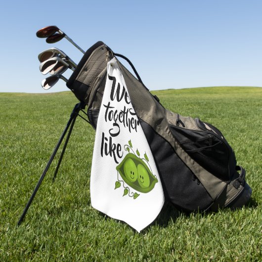 我々は一匹のエンドウ豆のように一緒に行く ゴルフタオル (グリーン)