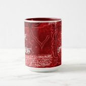 "我々は他の人を持ち上げることによって上昇する"2つのトーンマグカップ赤 マグカップ (中央)