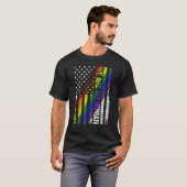 我々は全て人間のアメリカ国旗誇りを持ったLGBTレインボー旗 Tシャツ (正面フル)