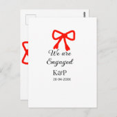 我々は名前婚約した文字の赤い弓のモダン文字を追加 ポストカード (正面/裏面)