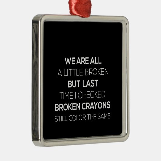 我々は壁が少し壊れているが、最後にチェックされた時 メタルオーナメント (右)