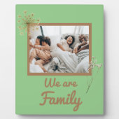 我々は家族Tabletopプラーク8x10 With an Easel フォトプラーク (正面)